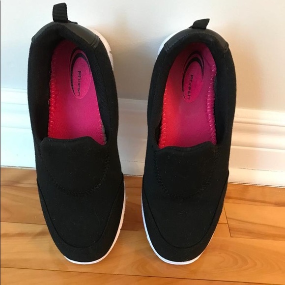 Phresh Sneakers - Picture 4 of 7